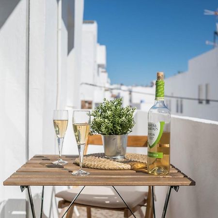 Piso Carmen Solo Familias Apartment โกนิล เด ลาฟรอนเตรา ภายนอก รูปภาพ