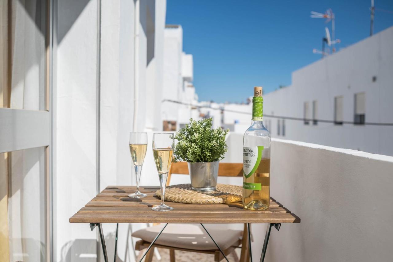 Piso Carmen Solo Familias Apartment โกนิล เด ลาฟรอนเตรา ภายนอก รูปภาพ
